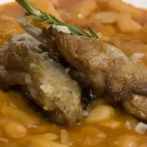 Judías con liebre en lata Catedral Caza 850 g